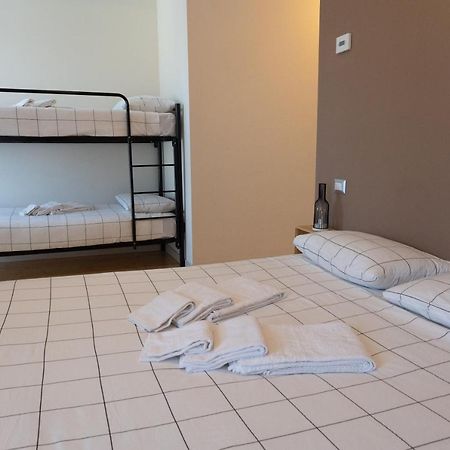 La Stazione Bed & Breakfast Trontano Luaran gambar